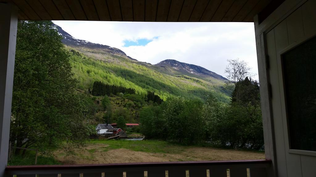 Steinshølen Holiday Home Flåm Eksteriør bilde